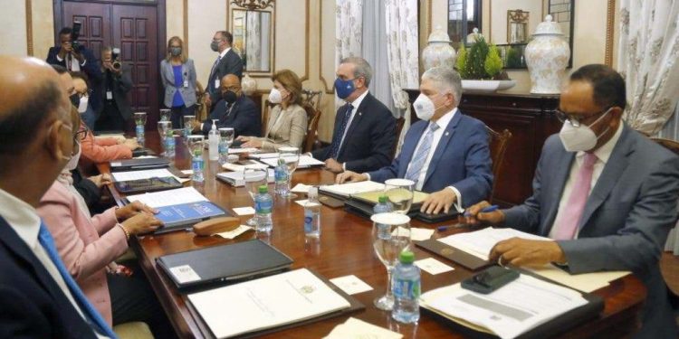 CNM evaluará a 68 candidatos al TC; excluyen a cuatro que no cumplieron requisitos