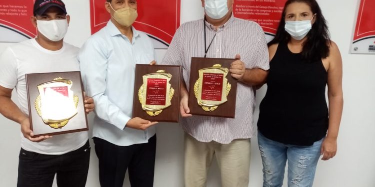 Asociación Dueños de Caballos premian sus asociados por su participación en el año 2020