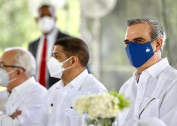 Presidente Abinader anuncia acciones sin precedentes en Moca para seguir mejoría canasta familiar del pueblo