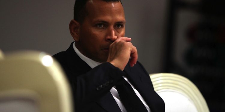 Excuñado demanda a Alex Rodríguez