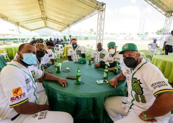 Estrellas despiden torneo con almuerzo a sus integrantes