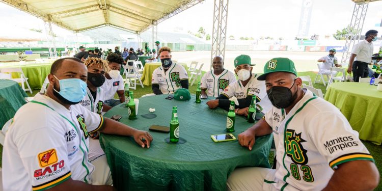 Estrellas despiden torneo con almuerzo a sus integrantes