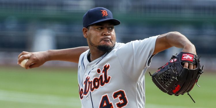 Iván Nova firma contrato de liga menor con los Filis