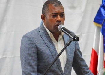 Nelson Fulcar valora importancia de la educación física