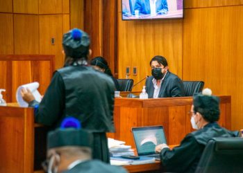 Juez devuelve el archivo de Odebrecht a los fiscales