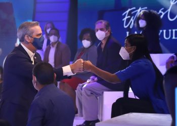 Abinader se dirigió al país a través de un discurso al que denominó “estamos cambiando”