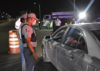 Tapones y arrestos bajo nuevo modelo de toque de queda