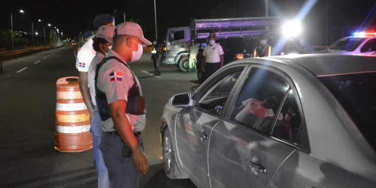 Tapones y arrestos bajo nuevo modelo de toque de queda