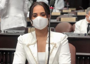 Diputada Betty Gerónimo está interna; desmiente que ella y sus hijos tengan covid-19