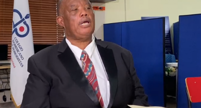 Exdirector provincial denuncia supuesto entramado mafioso de venta de nombramientos en Monte Plata