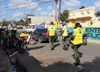 Recuperan espacios públicos en Bayaguana