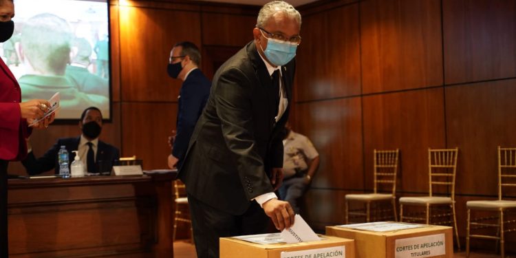 Jueces y juezas eligen a los nuevos integrantes del Consejo del Poder Judicial