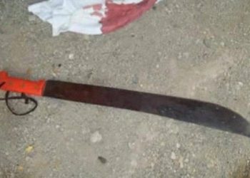 Hombre corta mano de un machetazo a otro, por la disputa del amor de una mujer en Hato Mayor