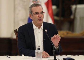 Presidente Abinader ordena cancelar agentes PN que acribillaron pareja de esposos