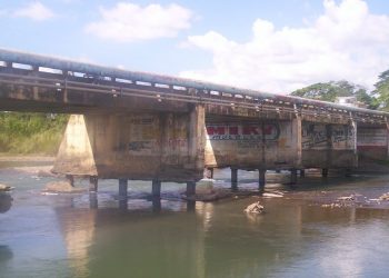 Hallan hombre muerto flotando en las aguas del Río Yuna