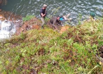 Fotógrafo muere tras caer en rio de Constanza, tenía 24 horas en el país