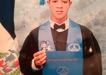 Familares de joven Muerto a manos de un policía dicen ser humillados por los Fiscales actuante