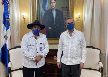 Presidente  Abinader y Alcalde de Dajabón abordan tema de desarrollo fronterizo