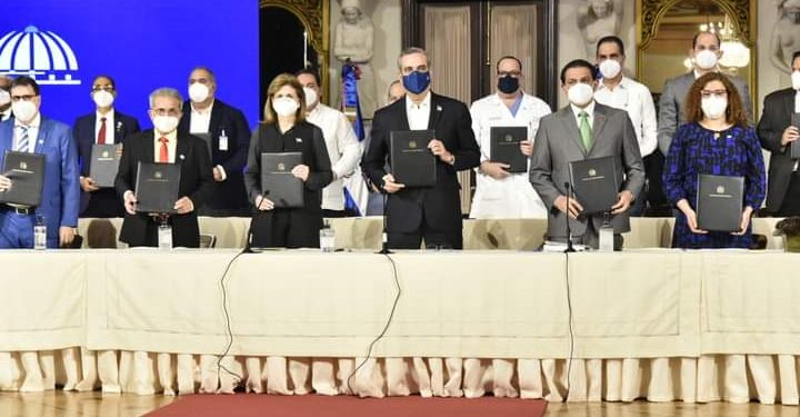 Gobierno da luz verde para aplicación de tercera dosis de vacuna contra COVID-19