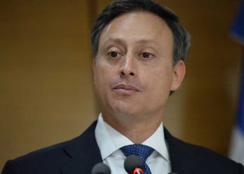 Jean Alain: “Buscan callarme a través de allanamientos”