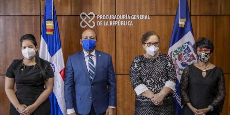 La DGII dona inmuebles a la Procuraduría para alojar oficinas de servicio al usuario