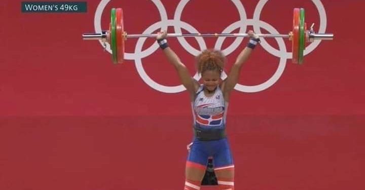 Dominicana Beatriz Piron finaliza de segunda en grupo B de su halterofilia