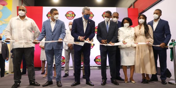 Presidente Abinader apoya inversión privada