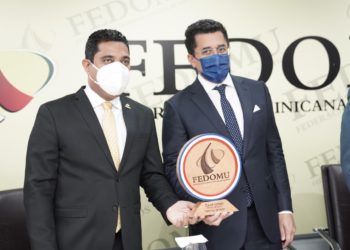 Fedomu y MITUR promoverán el desarrollo turístico en los municipios del país