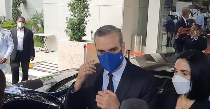 Presidente Abinader califica como “un acto de salvajismo intolerable” muerte de Leslie Rosado