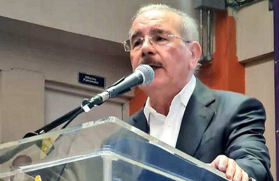 Danilo Medina: «PLD impedirá que el pueblo vuelva a la pobreza»
