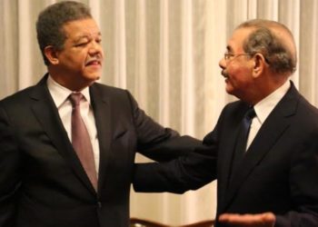 Leonel Fernández y Danilo Medina dan pésame a familiares de Reinaldo Pared