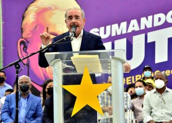 Danilo Medina: “a mí no me van a avergonzar como dirigente del PLD”