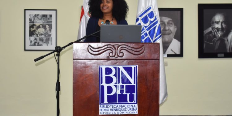 Ministerio de Cultura y Biblioteca Nacional realizan conferencia “Carmen Natalia: Dictadura, literatura y resistencia”