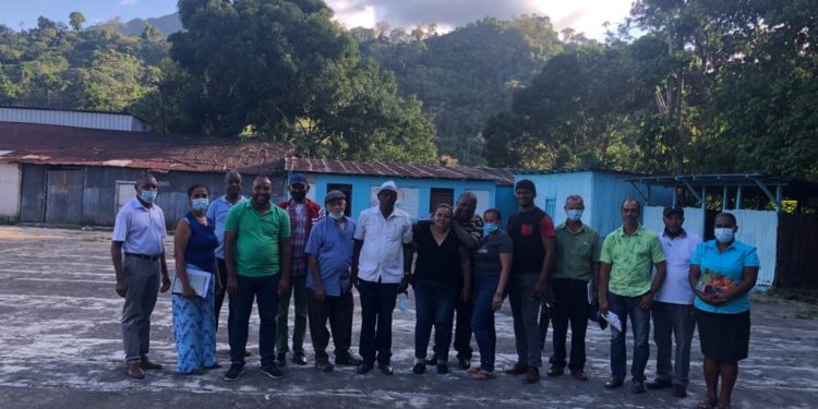 Fuerzas Vivas del municipio de Los Cacaos reúnen a Presidentes de Junta de Vecinos