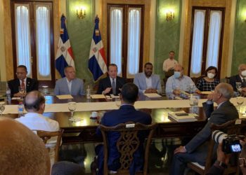 Partidos políticos coinciden con el Gobierno en respaldar la frontera