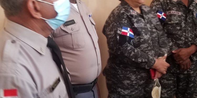 Coronel Lozada: «Siempre debemos brindar un excelente servicio, respetando la Constitución de la República»