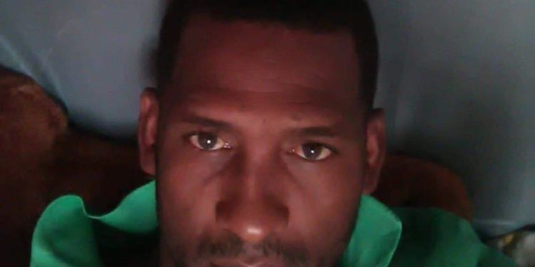 PN persigue hombre incendió casa de su expareja, la hirió y asesinó a su hijo de 11 años en Montecristi