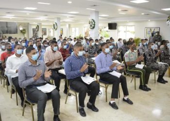 Policía recibe más de 100 aspirantes a cadetes para periodo 2022-2026