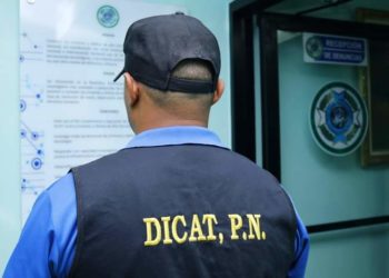 Apresan a dos hombres acusados de usurpación de identidad y extorsión