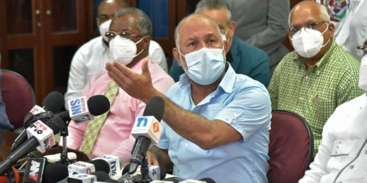 ADP llama a docentes a no integrarse a las aulas