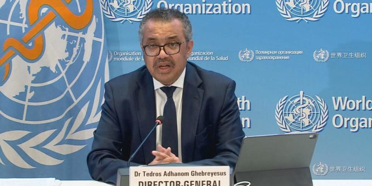 Director general de la OMS: la variante ómicron no debe ser clasificada como “leve”
