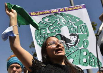 El Parlamento de Ecuador aprueba el proyecto de ley que permite el aborto en caso de violación