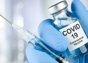 Alcaldía de Nueva York despide a 1.430 empleados que se negaron a vacunarse