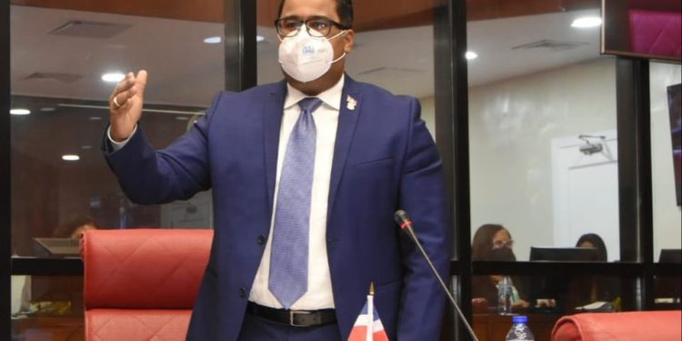 Senador Franklin Rodríguez dice regional Sur Central de PN debería estar ubicada en San Cristóbal