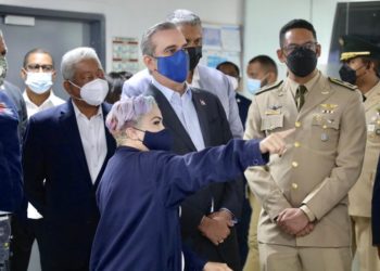 Presidente Abinader supervisa planes de expansión del Sistema 9-1-1 hacia provincias fronterizas