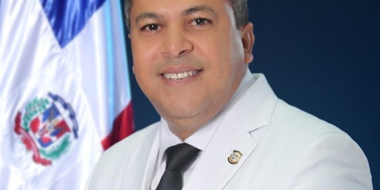 Senador de Valverde agradece al presidente Abinader por construcción de alcantarillado sanitario en Mao, Valverde