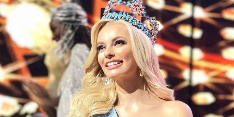 Polonia se corona Miss Mundo 2022 en medio de una gala llena de polémicas