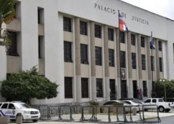 Fiscalía pide prisión para mujer que violaba a sus hijos y vendía videos a presos