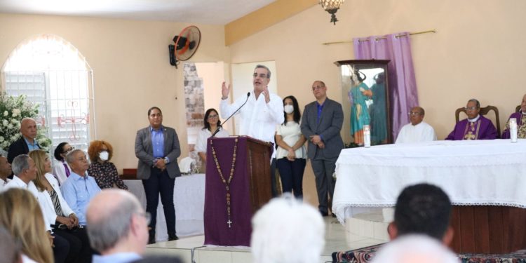 Abinader: Peña Gómez fue un ejemplo de perseverancia, lucha y de pasión que debe servir de ejemplo a la Juventud