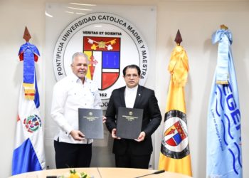 EGEHID Y PUCMM firman acuerdo facilitará becas a jóvenes residentes en cercanías de hidroeléctricas